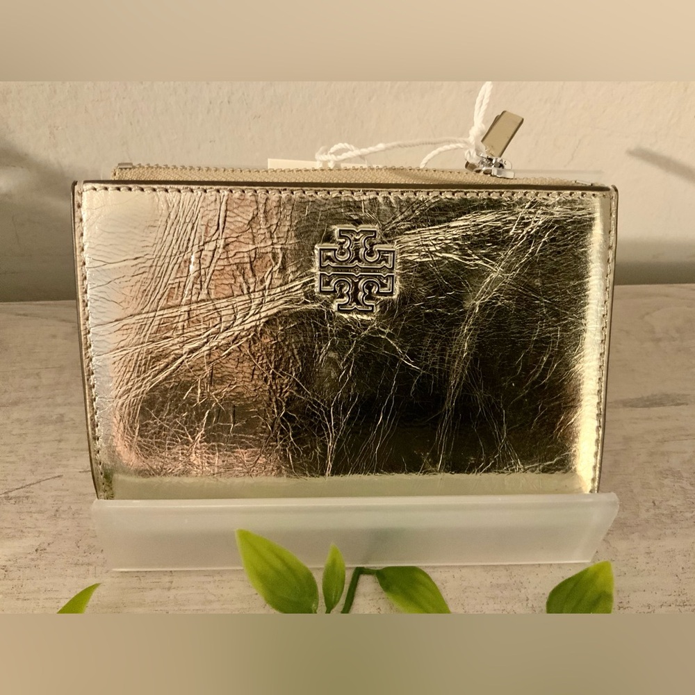 TORY BURCH BRITTEN WALLET SPARK GOLD METAIC ZIP CARD CASE NWT